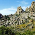 La Calabre, entre enchantement et indignation Pentedattilo Calabria