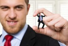 L’invasione dei super-scemi