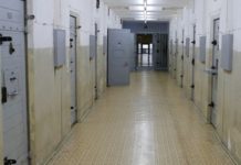 « I Romeni restano in carcere »