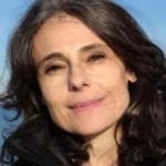 Poesia con Isabella Bignozzi: ‘I bambini nuotano forte’.