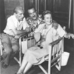 La scomparsa di Luca de Filippo Eduardo, Peppino e Titina de Filippo durante le riprese di Ragazze da marito, 1952. Foto G.B. Poletto.