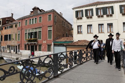 Un pont dans le ghetto de Venise. Photo Guy Christian.
