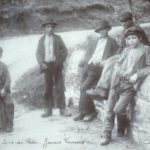 Bambini vetrai: una drammatica pagina dell’immigrazione italiana in Francia Bambini lavoratori nelle vetrerie. Reperto fotografico inedito © Fondazione e Museo Paolo Cresci di Lucca.