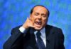 Un dubbio aleggia sull’Italia: Berlusconi è oramai screditato? berlusconi-al-telefono.jpg