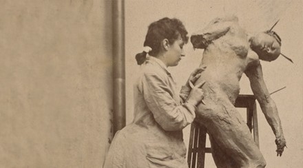 William Elborne, Camille Claudel nel atelier di N° 117 de la rue Notre-Dame-des- Champs, Parigi 1887