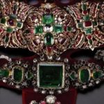 Il tesoro di San Gennaro da scoprire a Parigi al museo Maillol Particolare della collana di San Gennaro