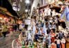 Un Natale a Napoli tra pastori, presepi e mercatini Via San Gregorio Armeno© PromoFranchising Flickr