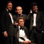 Teatri uniti di Napoli au Théâtre de l’Athénée avec New Magic People Show