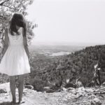 Expo photo de Veronica Mecchia: ‘Avez-vous rêvé vers l’infini ?’ à l’Ile Saint-Louis